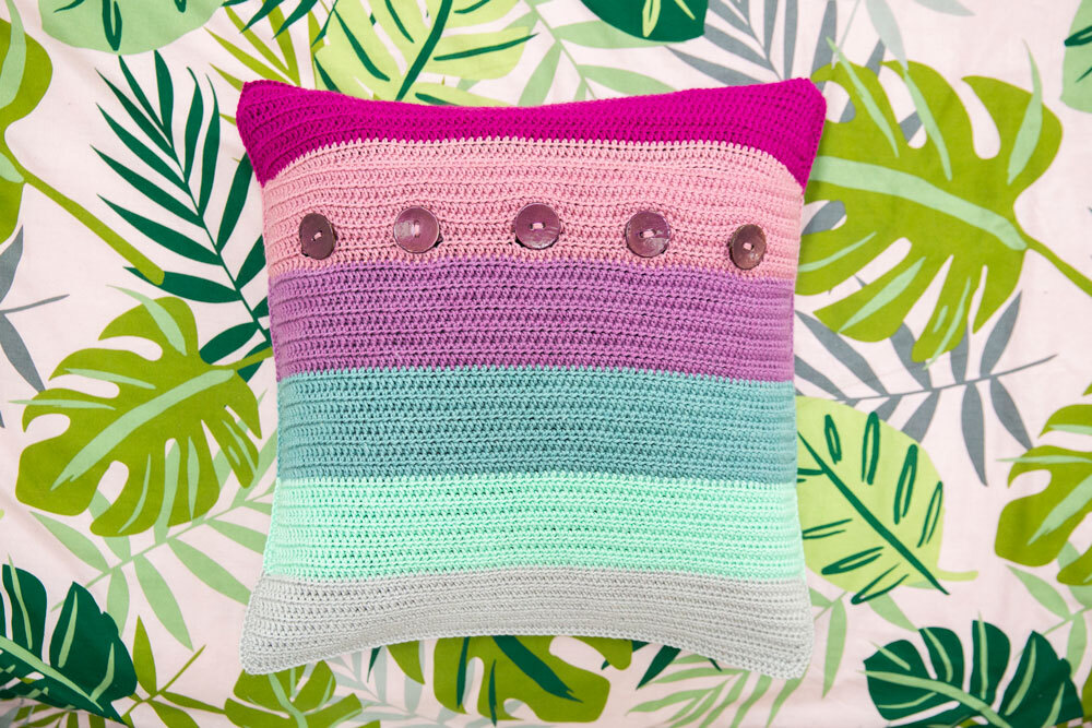 Backside of Walk this way pillow