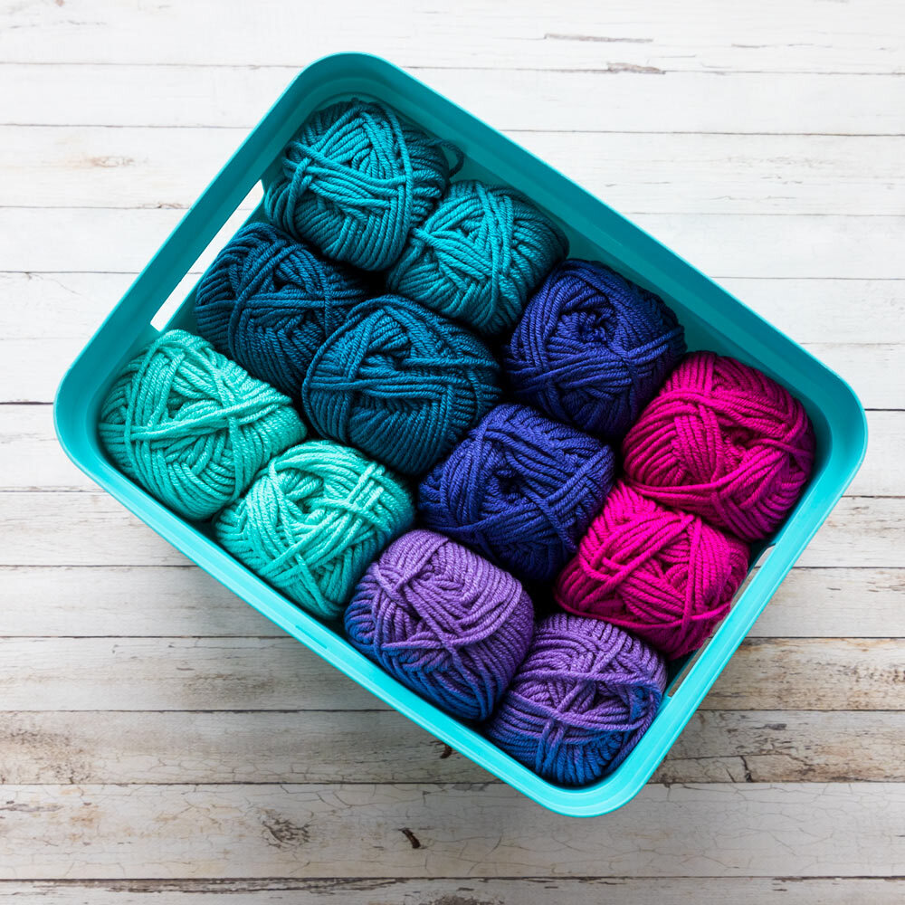 Scheepjes Chunky Monkey in a basket