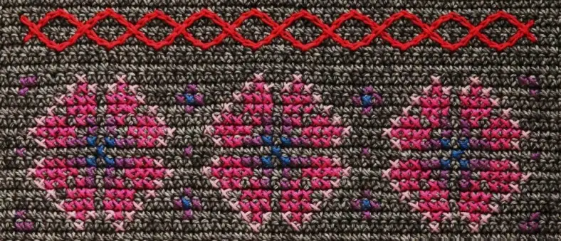 Embroidery and separator for part 9 Hygge CAL