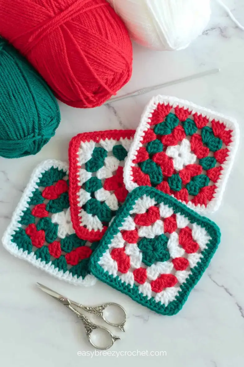Easy crochet christmas granny square 007