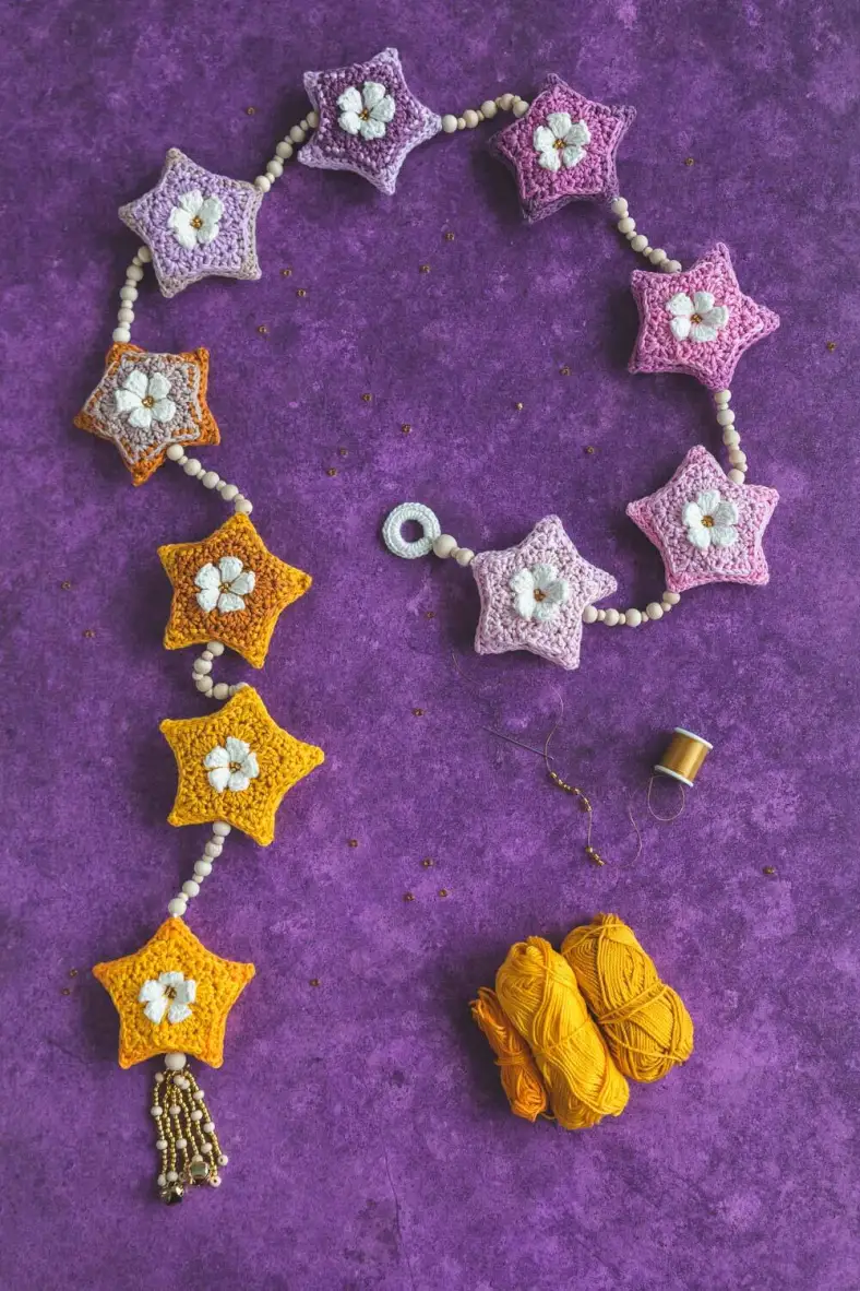 Winter star garland2 webres
