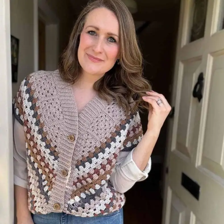 07 modern granny square cardigan franny hanjancrochet