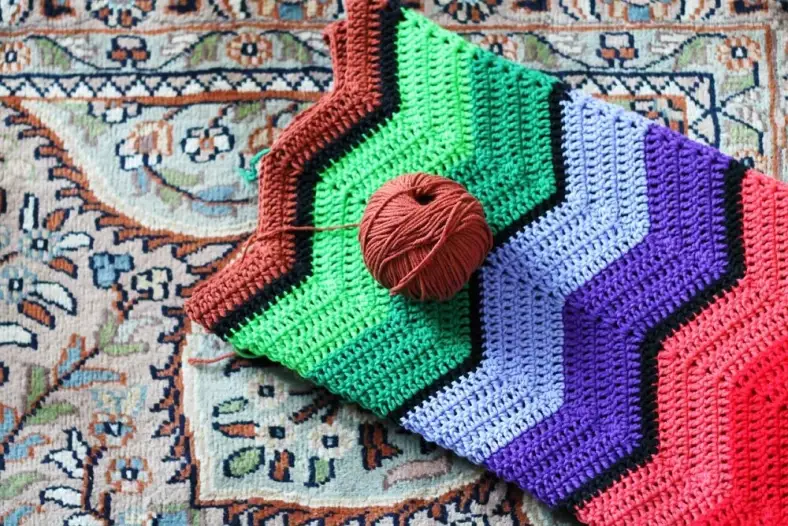 Retro Ripple Blanket