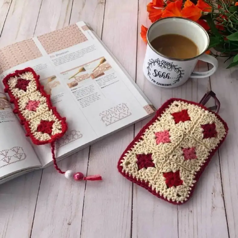 Diamond Fun Bookmark and Glasses Case 1080
