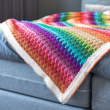 Big Larksfoot Rainbow Blanket Square
